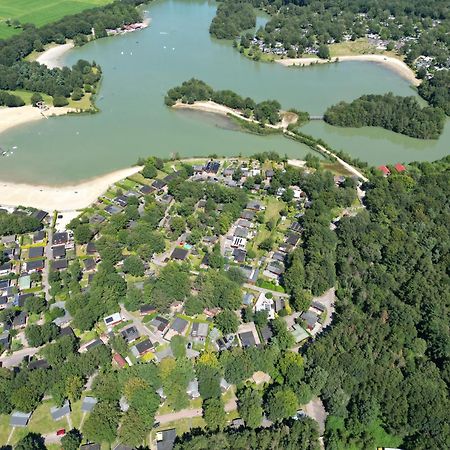 Gezellig Chalet Met 2 Slaapkamers En Zicht Op Het Water Erm Eksteriør billede
