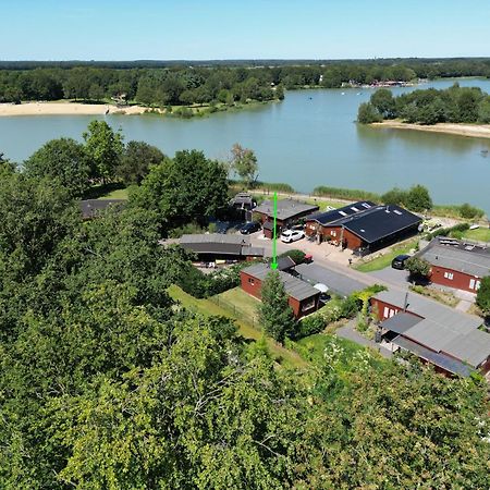 Gezellig Chalet Met 2 Slaapkamers En Zicht Op Het Water Erm Eksteriør billede