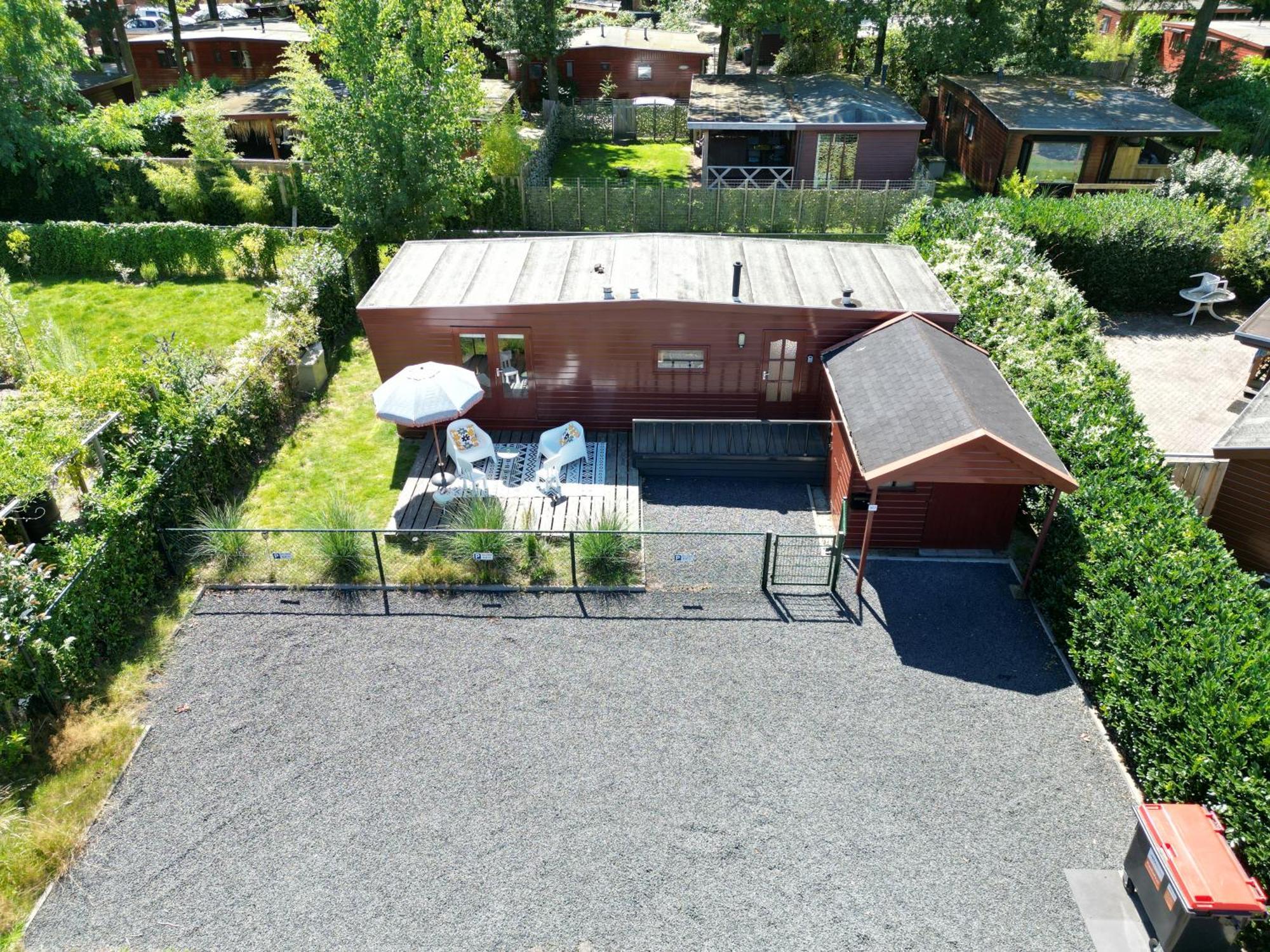 Gezellig Chalet Met 2 Slaapkamers En Zicht Op Het Water Erm Eksteriør billede